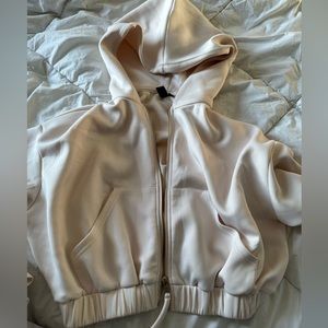 Windsor, cropped, off white zip up